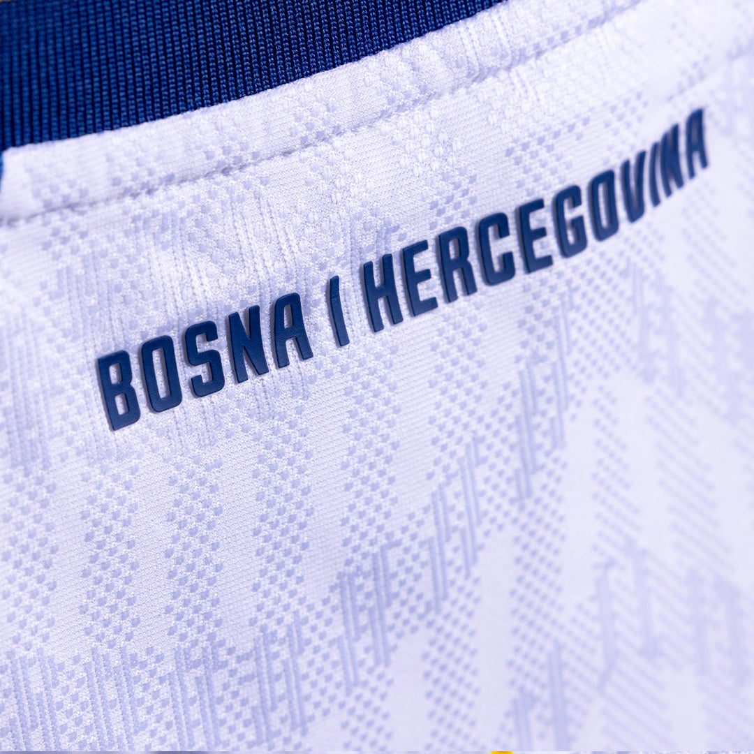 Gostujući dres Bosne i Hercegovine 2026