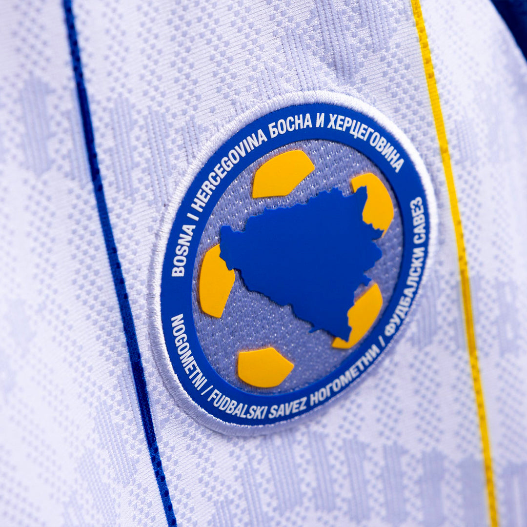 Gostujući dres Bosne i Hercegovine 2026